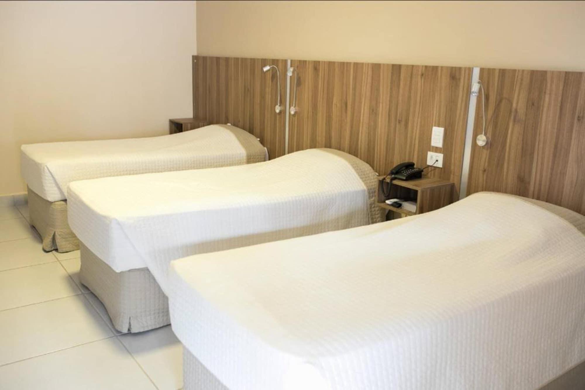 Primar Plaza Hotel 보투카투 외부 사진