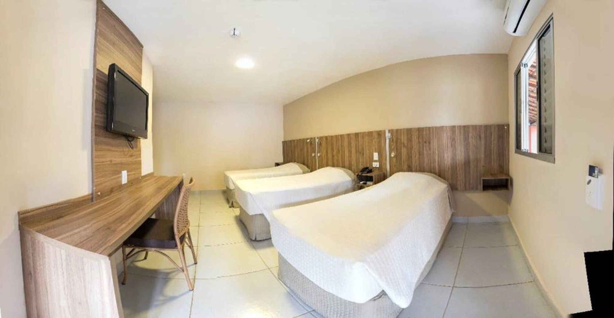 Primar Plaza Hotel 보투카투 외부 사진