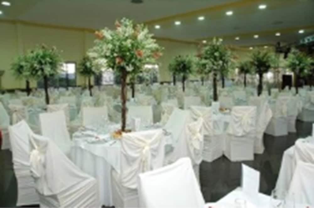 Primar Plaza Hotel 보투카투 외부 사진