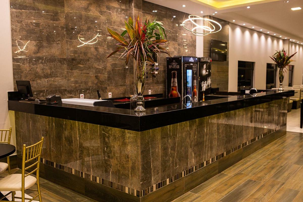 Primar Plaza Hotel 보투카투 외부 사진
