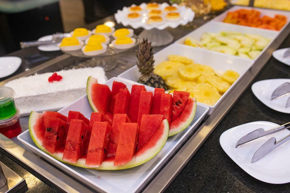 Primar Plaza Hotel 보투카투 외부 사진
